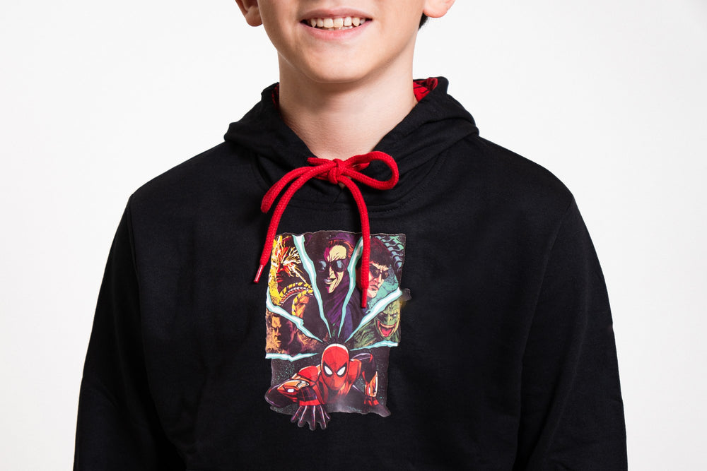 Sudadera Spider-Man con capucha para niño diseño Comic Villains — detalle del estampado de villanos en el pecho